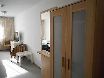 Hotel Lune Huler Hotell