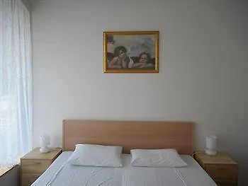 Hotel Lune Huler Hotell 3*