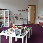 Hotel Lune Huler מלון 3*